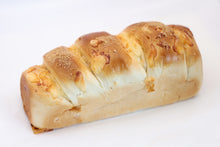 Load image into Gallery viewer, Double Cheese Creamy Loaf
